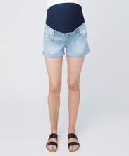 Denim Shorty Shorts in Light Wash
